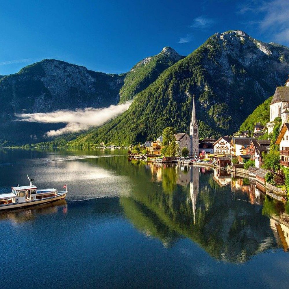 hallstatt, austria, mountain lake-3609863.jpg